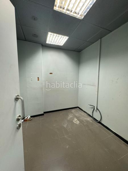 Foto 00c51f84-2507-402d-85f3-879d78b8d216. Affitto locale commerciale in Mas Rampinyo - Montcada Nova - Carrerada Montcada i Reixac