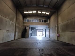 Miete Fabrikhalle in Avinguda de arraona 25. Nave en alquiler poligono can salvatella