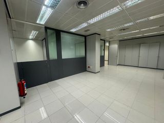 Local Comercial a Rambla de Sant Jordi 95