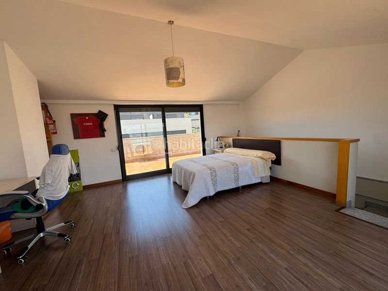 Foto 31fe8763-de9c-4e27-a9da-514fa80d2256. Casa amb calefacció aparcament a Sentmenat