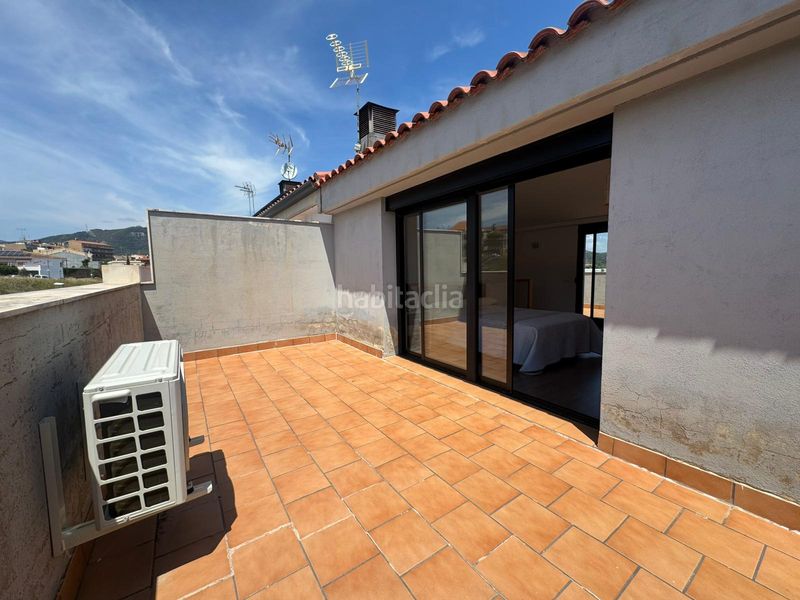 Foto 9700b99e-1a80-490c-ba46-ce76135f4fcd. Casa amb calefacció aparcament a Sentmenat