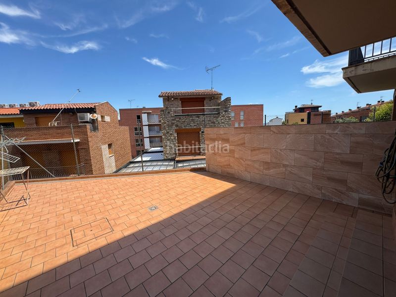 Foto b608880e-a56b-45aa-aff8-197f7648392f. Casa amb calefacció aparcament a Sentmenat
