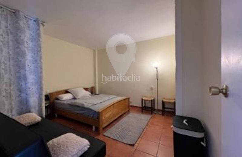 Foto 90d262a6-87a8-4034-8145-9a963191130b. Piso s en Centre Roses