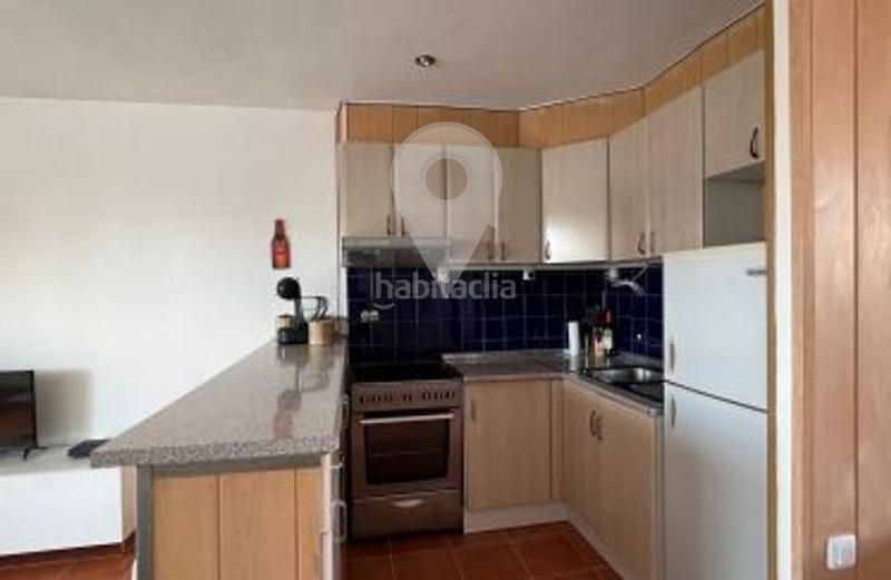 Foto c5ec323a-b1f6-4f2b-8389-178f6ae8538a. Piso s en Centre Roses
