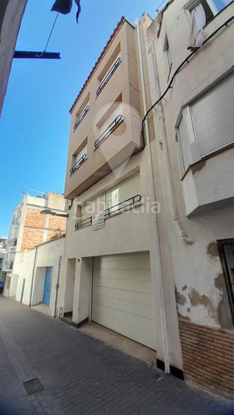 Foto f87d83d3-6629-41cf-b3b4-85fb2e8e419d. Maison avec chauffage parking dans Centre Roses