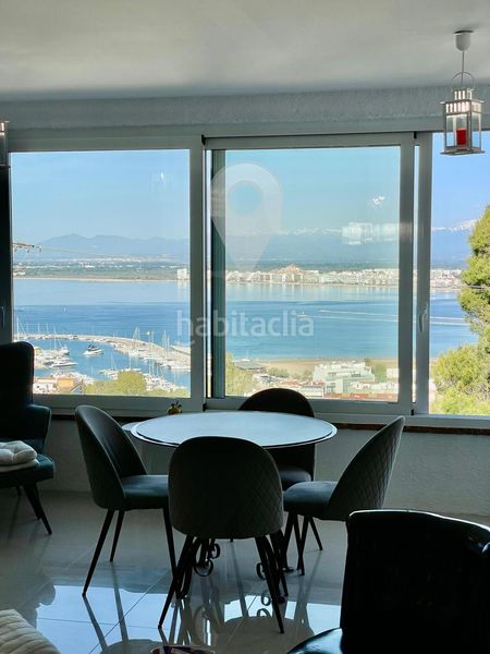 Foto 3d0e9246-853e-4d01-835b-325352d4a0da. Casa adossada amb calefacció aparcament a Puig Rom-Canyelles-Almadrava Roses