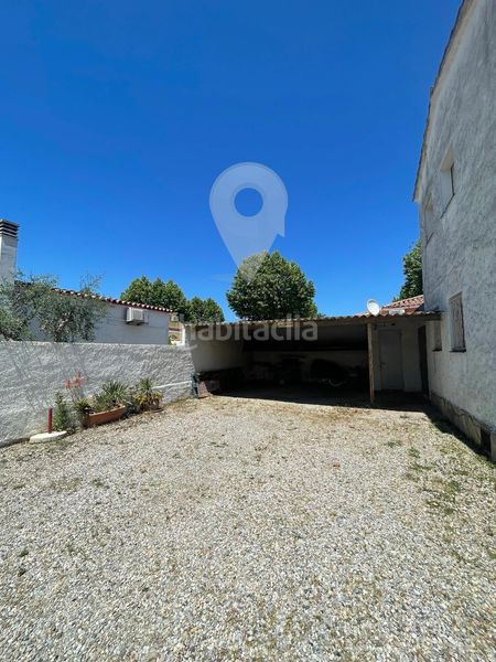 Foto f693a029-b2d5-4e7a-a1c8-92f6d55d1eba. Pis amb aparcament piscina a Moxó - Sant Mori Empuriabrava