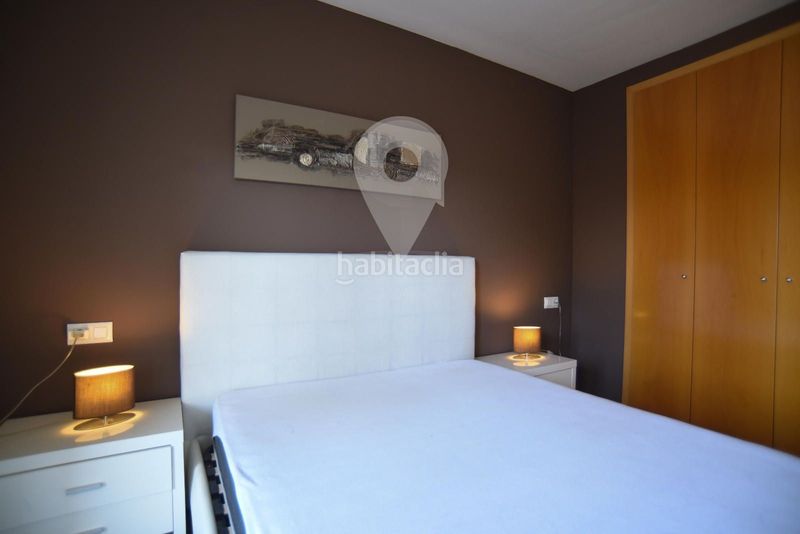 Foto 2d66e075-5bf1-4941-a8d1-b7b978a0f317. Piso apartamento con licencia turística en una residencia con piscina en Roses