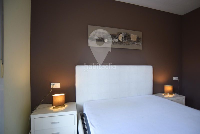 Foto 36745b18-0321-4648-8073-61e1acf6524d. Piso apartamento con licencia turística en una residencia con piscina en Roses