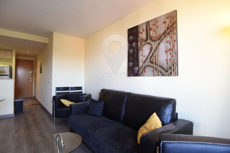 Foto 843fcd34-c0d2-41f7-9882-9d9449e431c1. Piso apartamento con licencia turística en una residencia con piscina en Roses