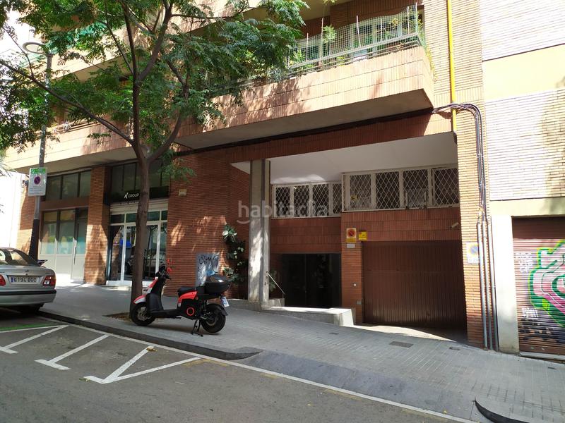 Foto e7247099-fcbc-4981-8a11-0a705480c430. Lloguer aparcament cotxe a carrer de gomis 52 a Vallcarca - Penitents Barcelona
