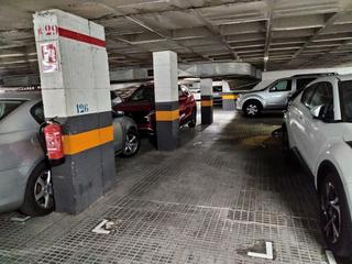 Aparcament cotxe a Carrer de rocafort 116. Rocafort – consell cent buena plaza de parking en venta