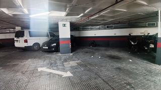 Affitto Posto auto in Carrer de valència 297. Eixample dreta. calle valencia con bruc. parking alquiler median