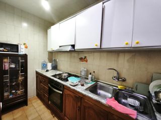 Pis  Carrer de fontova. Camp arpa � clot, excelente situaci�n, buen piso con ascensor.