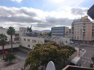 Apartament a Sant Adrià Nord. Sant adria besos centro, junto al metro, confortable piso solead