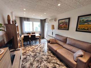 Pis  Carrer de ricart. Sant adria besos centro, junto al metro, confortable piso solead
