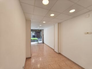 Alquiler Oficina en Carrer de galileu 131. Sants � les corts calle galileu local exterior comercial