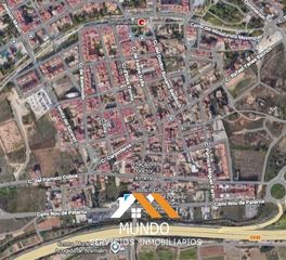 Miete Reihenhaus in Benimàmet. Amplia casa adosada con garaje, terraza, buhardilla y zona de pa