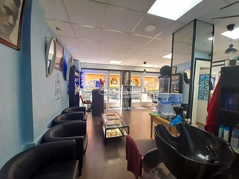 Foto 228358dd-029d-410f-a6d2-42d599582857. Local commercial dans Els Pins Blanes