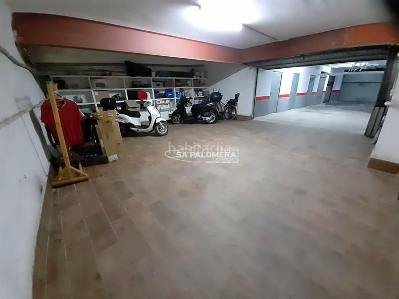 Foto 0d5b2d9c-1078-4138-bc82-1b2a125343d1. Aparcament cotxe a La plantera Blanes