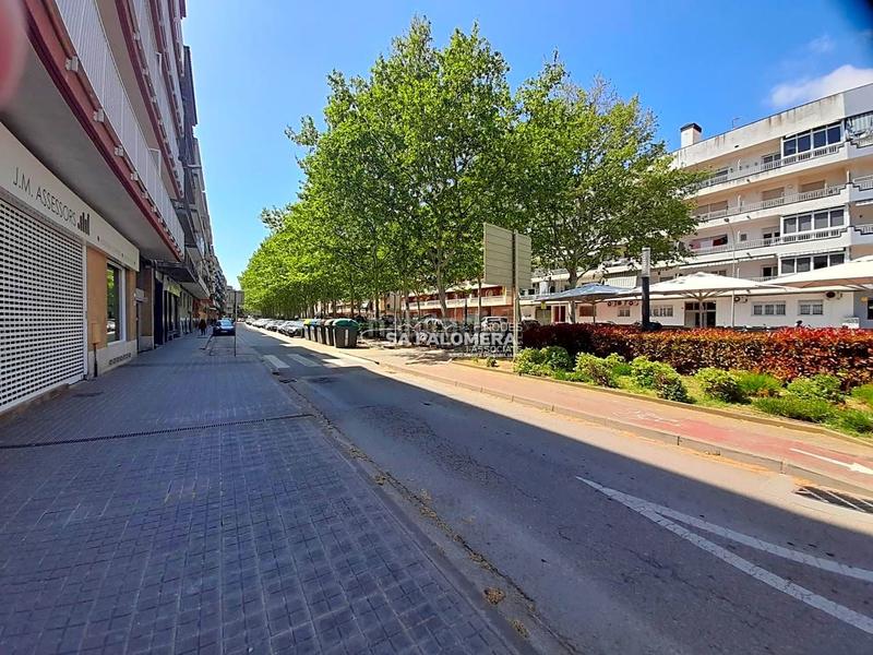 Foto 4cd993d0-e142-49d0-b191-ab58564d7c88. Aparcament cotxe a La plantera Blanes