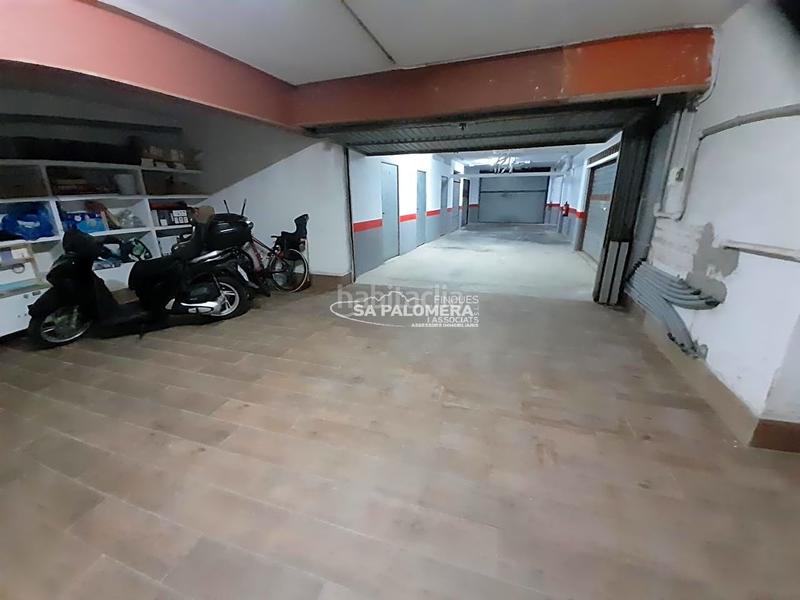 Foto ca1df1a4-6dda-448a-a751-7bcd17d642e1. Aparcament cotxe a La plantera Blanes