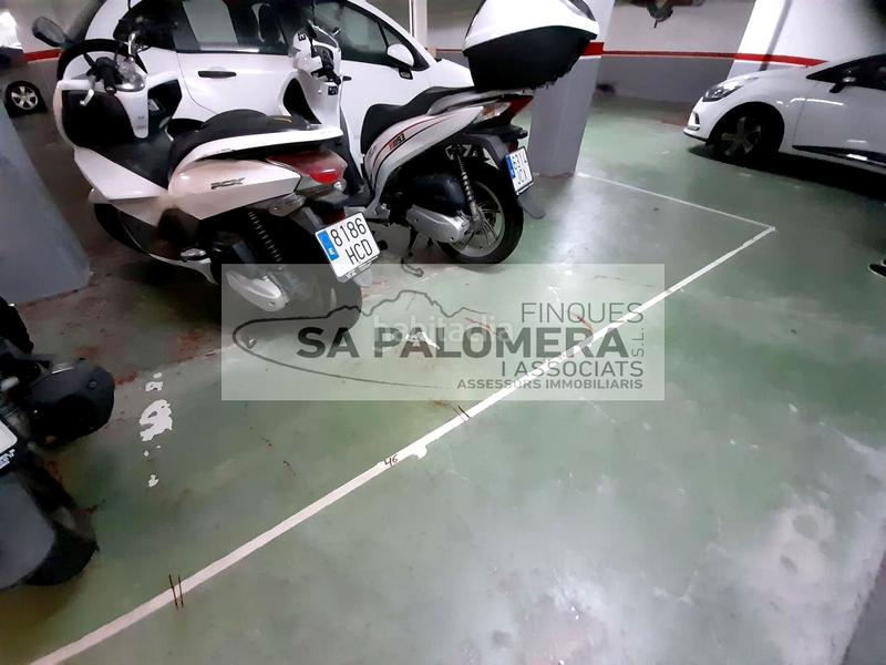 Foto 2877ee69-a397-40d1-ac98-5d9bdb969f4e. Posto auto in Els Pins Blanes