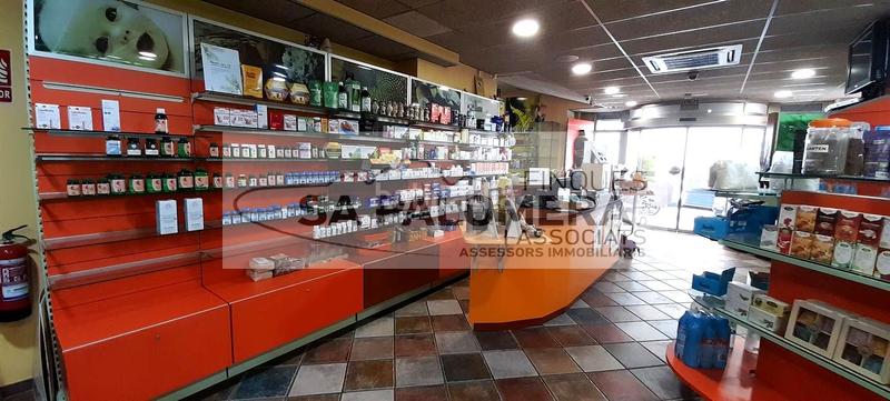 Foto 9966d9b8-c508-4c0c-b70b-0ee5e2c447f4. Local comercial espectacular local 348 metros en perfecto estado en Blanes