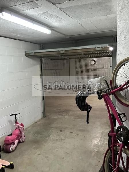 Foto da6c9a1a-a522-4a84-a43e-80c17aa5eb87. Aparcament cotxe a Tordera Tordera