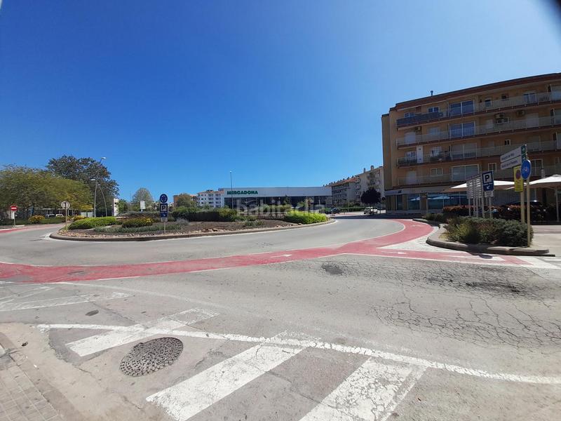 Foto b259ab53-9e4c-44e2-b98e-a42822e516af. Rent car parking in La plantera Blanes