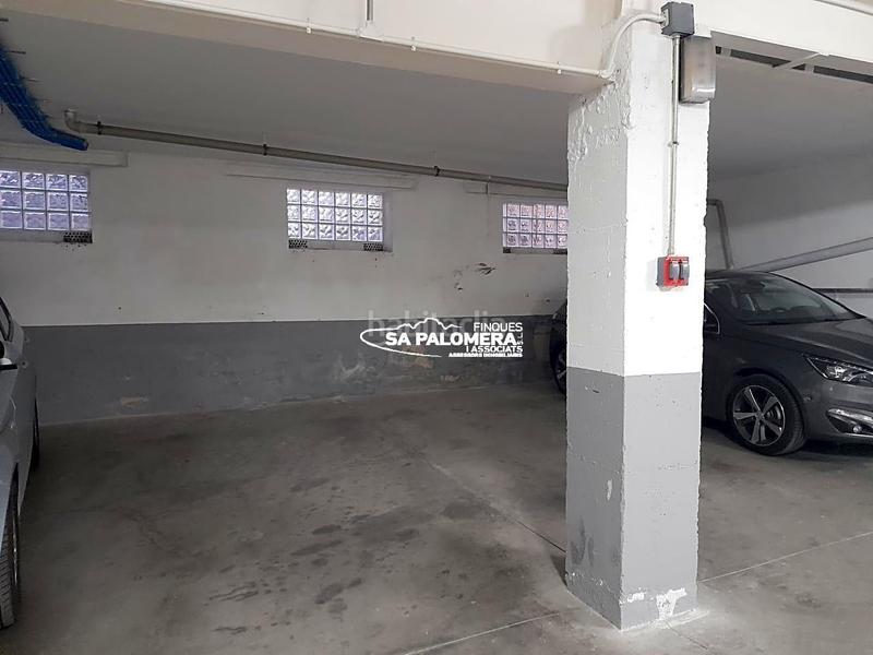 Foto db63dd59-fed6-4186-9cdf-a57e7c558c39. Rent car parking in La plantera Blanes