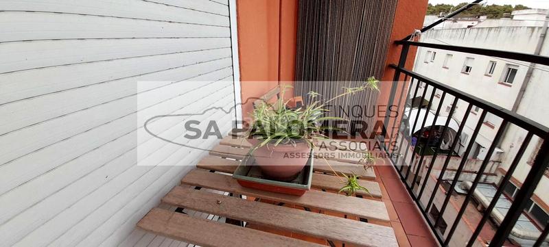 Foto b195df5d-c07f-4e28-a672-a282ff430d66. Appartamento con piscina in La plantera Blanes