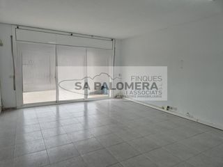 Haus in Els Pins. Vendemos casa en los pinos cerca  de la playa