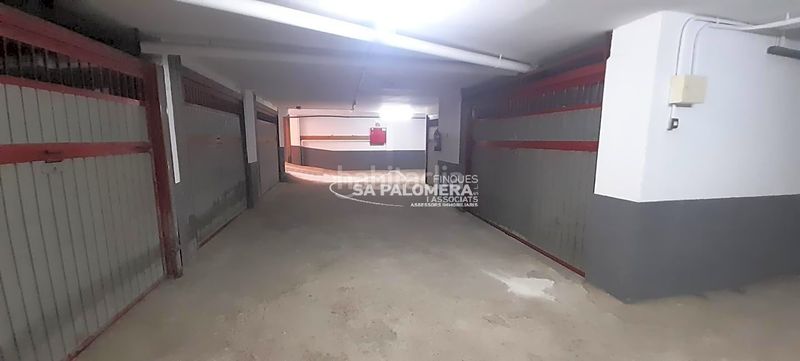 Foto 3483c598-d4b0-4197-aff1-f2cda7d0bc58. Aparcament cotxe a Els Pins Blanes