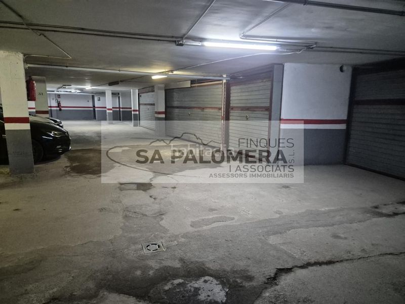 Foto 866261c5-e89d-4a56-94db-21c6db9bea5f. Aparcament cotxe a La plantera Blanes