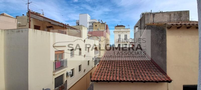 Foto f43d8726-4079-4a05-ace5-f989cd9973c0. Pis a Centre Blanes