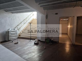 Rent Business premise  Josep tarradellas. Se alquila local en los pinos