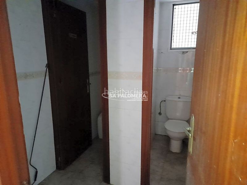 Foto 5530ab09-69f8-43be-8db1-532ae64fb559. Local comercial a Els Pins Blanes