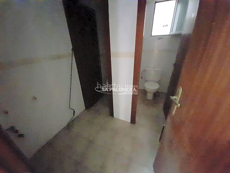 Foto aad7476f-f39a-46ef-9fe0-80e69ad747ba. Local comercial a Els Pins Blanes
