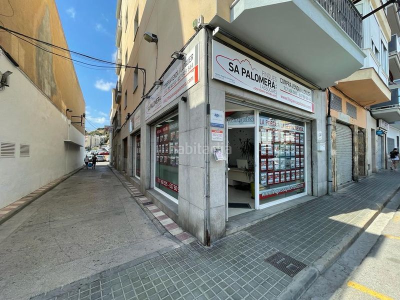 Foto d12d7c7b-8917-4152-a4e2-6a244b8520af. Local comercial a Els Pins Blanes