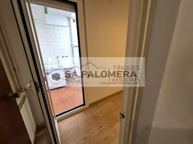 Foto 1e84c883-696a-4009-80ff-fc73412f3a15. Pis a Els Pavos Blanes