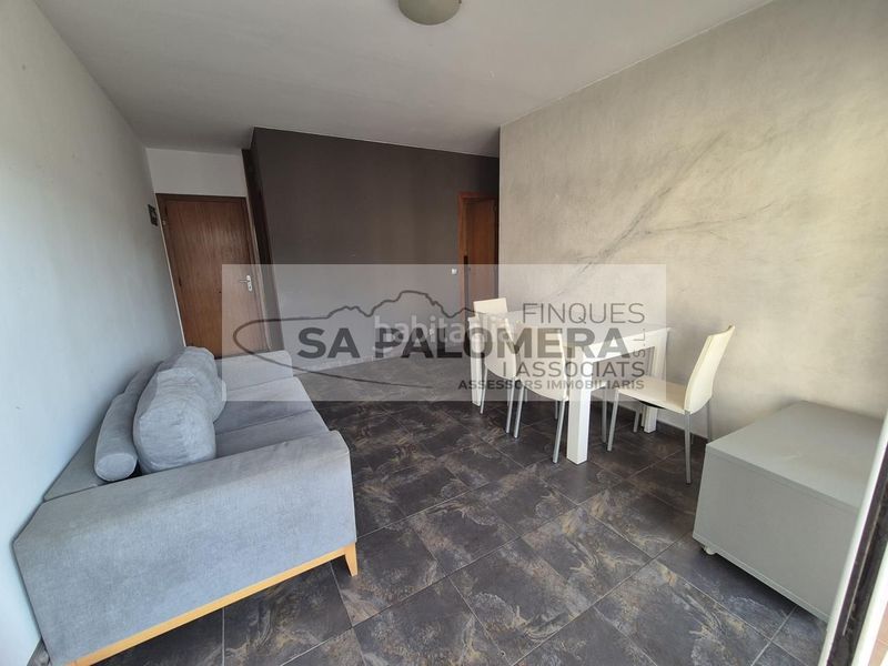 Foto 22300f17-073c-4c33-98ad-22cb32cb72d4. Pis a Els Pins Blanes