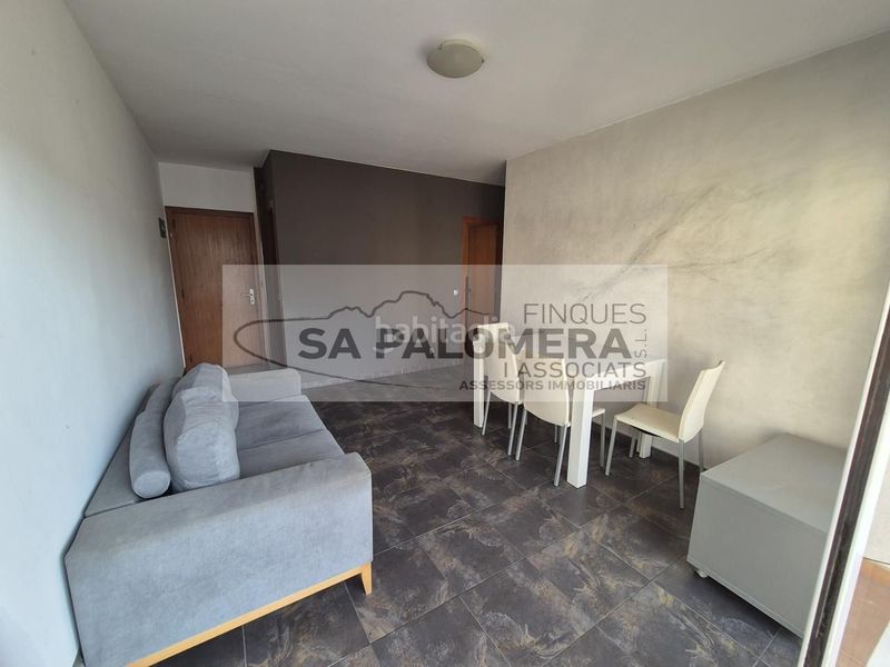 Foto ccd2afbe-14cd-4768-99f2-93b6ec96df71. Pis a Els Pins Blanes