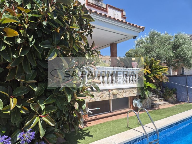 Foto 18dfa921-6e00-4ec0-bb0f-d652ab6ff8fb. Casa amb piscina a La plantera Blanes