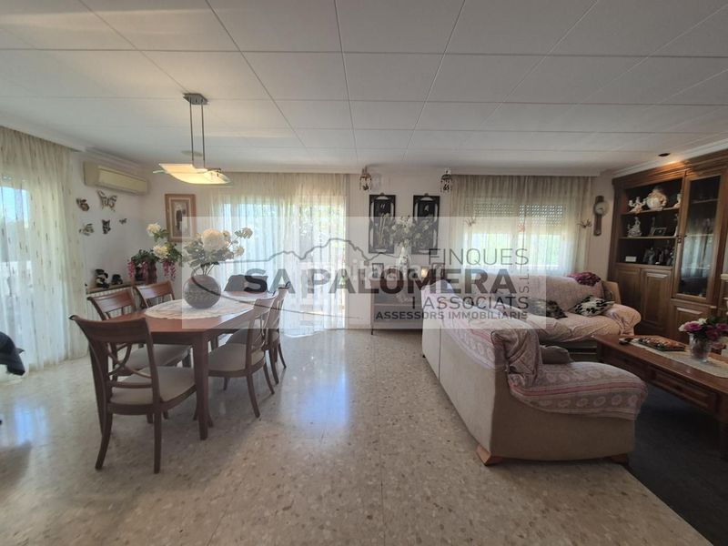 Foto 6e820f75-3cbc-4a15-bd50-cc4c976de2eb. Casa amb piscina a La plantera Blanes