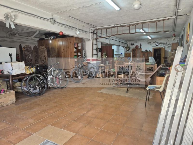 Foto c22a212f-ed9d-406c-a27d-44ba01c238e7. Casa amb piscina a La plantera Blanes