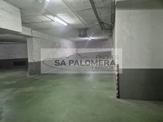 Autoparkplatz in Els Pins. Vendemos plaza de parking en los pinos