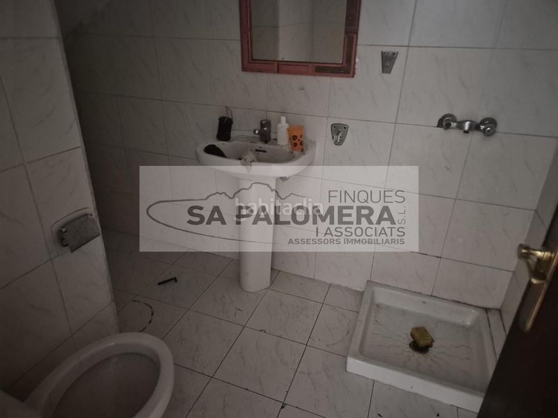 Foto b2d80e6a-edaa-4cef-8e4d-ad84d0c33be1. Lloguer local comercial a Els Pins Blanes