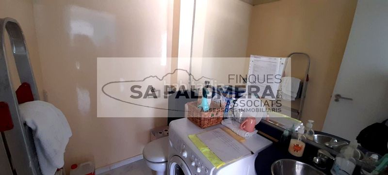 Foto 8a8f3d5f-f98f-4e6b-9936-67fc27236782. Lloguer local comercial a Els Pins Blanes