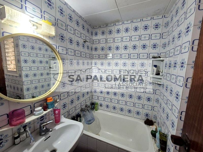 Foto a97b360a-d68f-462e-bf60-d2c7e4fd491b. Pis a Els Pins Blanes